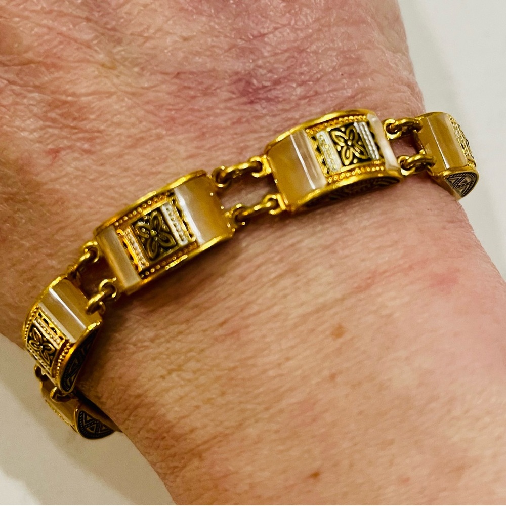 Rare vintage Damascene link bracelet featuring an Arabesque design, EUC - Picture 9 of 10